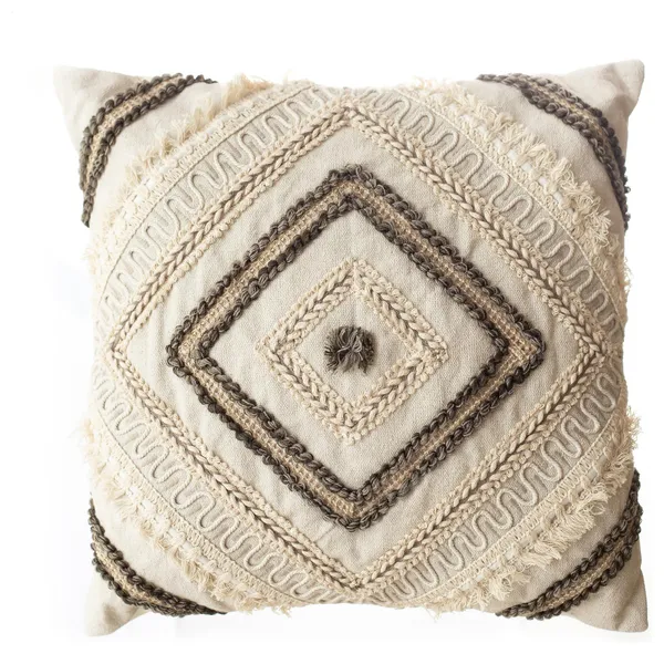 GEDDA boho cushion — cotton macrame weave, natural tone, crafted for warm event spaces.
