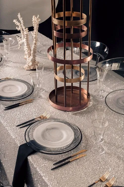 Silver & Signature Plates