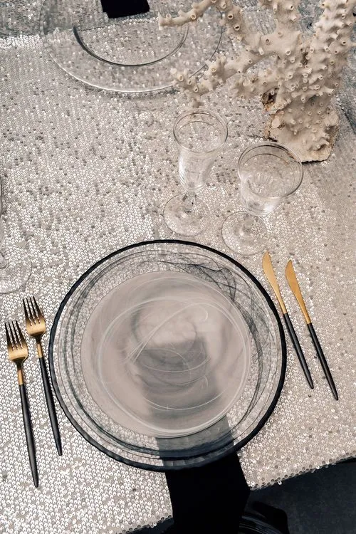 Silver & Signature Plates