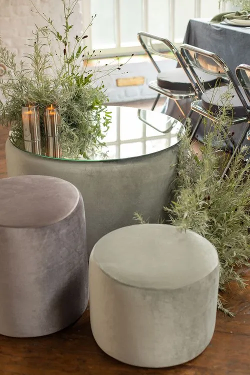 Ash-pistachio table setting at rectangular table