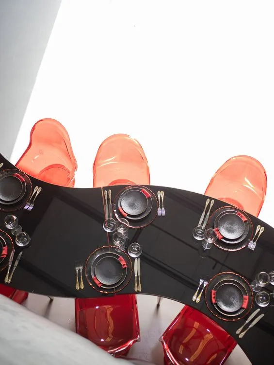 Black-Glass Serpentine, Red Panton, Charger with Red Rim