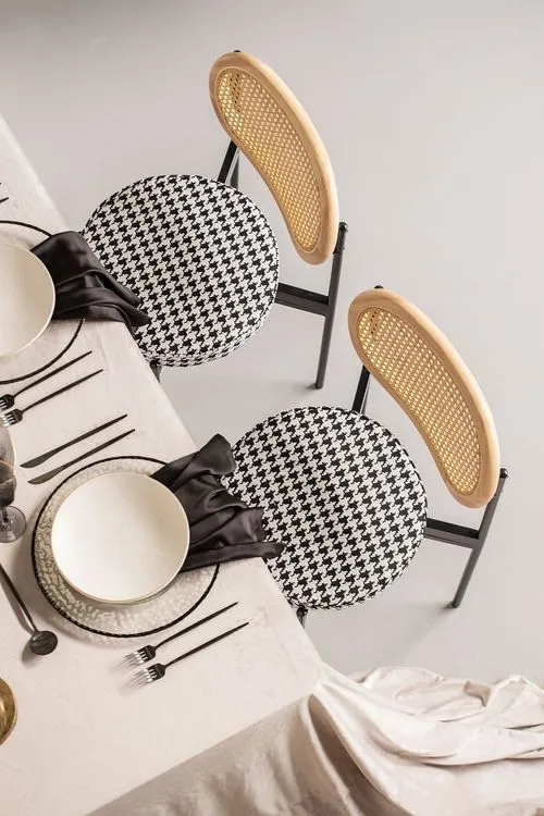 Black white – dining rattan chairs