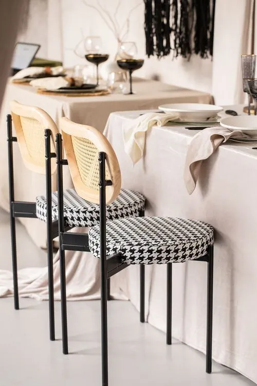 Black white – dining rattan chairs