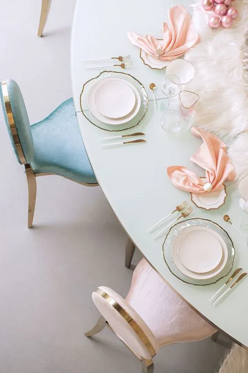 Christmas Caramel Pastels on a Serpentine Table