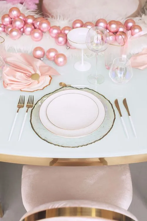 Christmas Caramel Pastels on a Serpentine Table