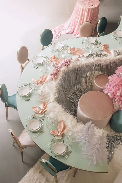 Christmas Caramel Pastels on a Serpentine Table