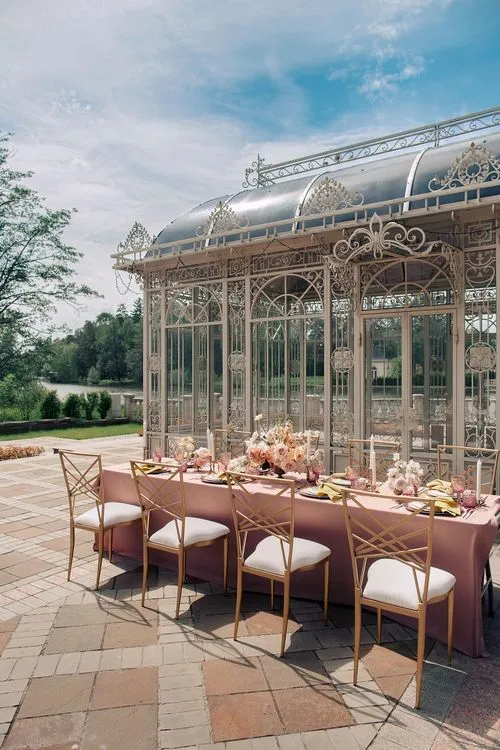 Coffee-Neutral Brunch — Rectangular Garden Setting