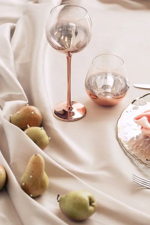 Elegant Satin Table — Pears and Pearls