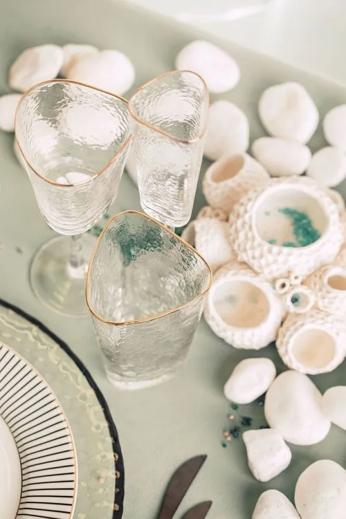 Fern table setting with graphic accents