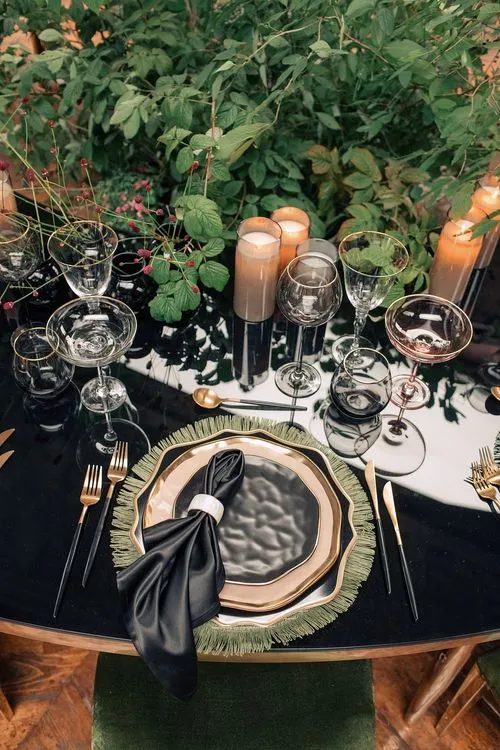 Forest table setting at large round table