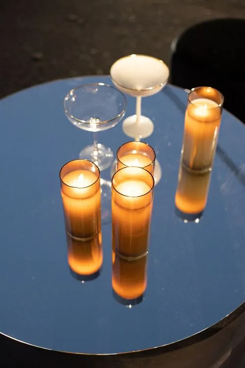 Graphic table setting at rectangular table