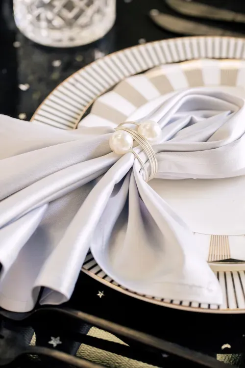 Graphique Black Table Setting at round table