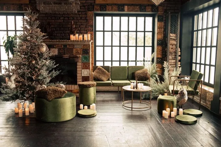 Green Lounge — Velvet Poufs, Sofa & Armchair, Fir & Owls