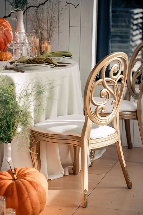 Harvest Lunch — Pumpkins & Warm Tones