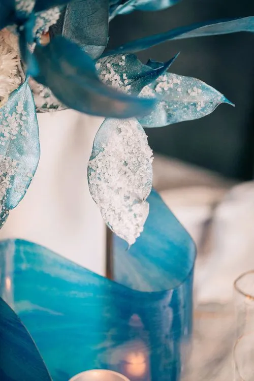 Icy Blue & Silver — Round Table