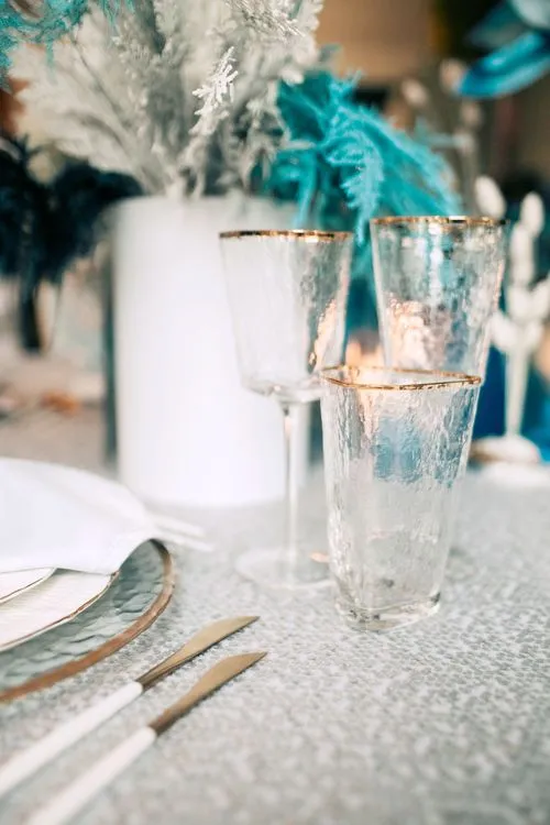 Icy Blue & Silver — Round Table