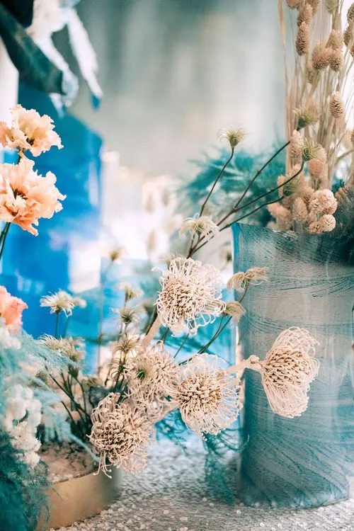 Icy Blue & Silver — Round Table