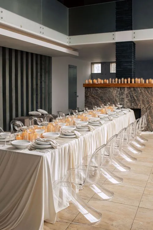 Ivory set  at rectangular table