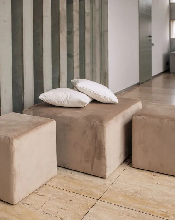 Ivory set  at rectangular table