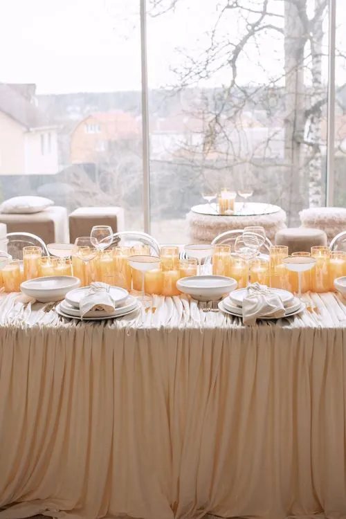 Ivory set  at rectangular table