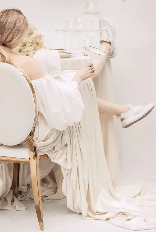 Ivory velvet table setting