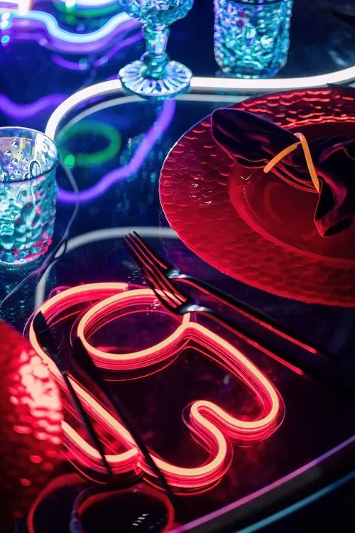 Kids among us table setting at round table