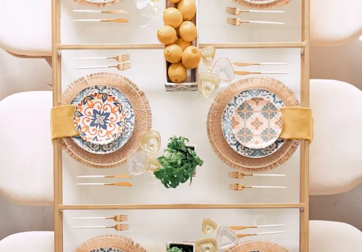 Lemon-Yellow Highlights — Sicilian Set with White Velvet Chair