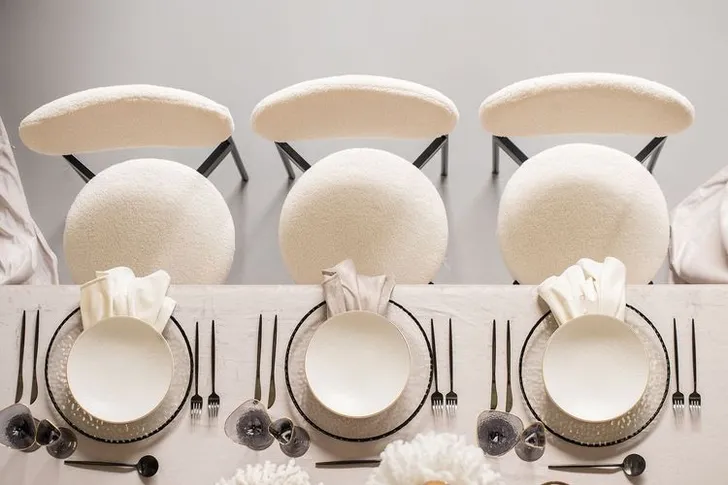 Monochrome boucle tablescape