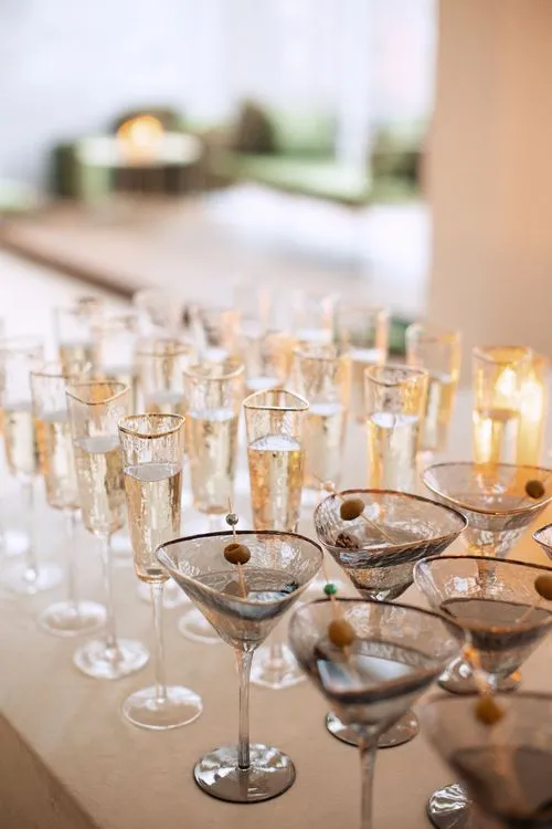 Moss-Green Velvet Serpentine, Many Candles