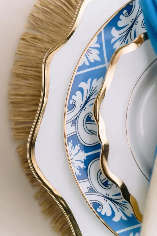 Romantic white and blue table setting