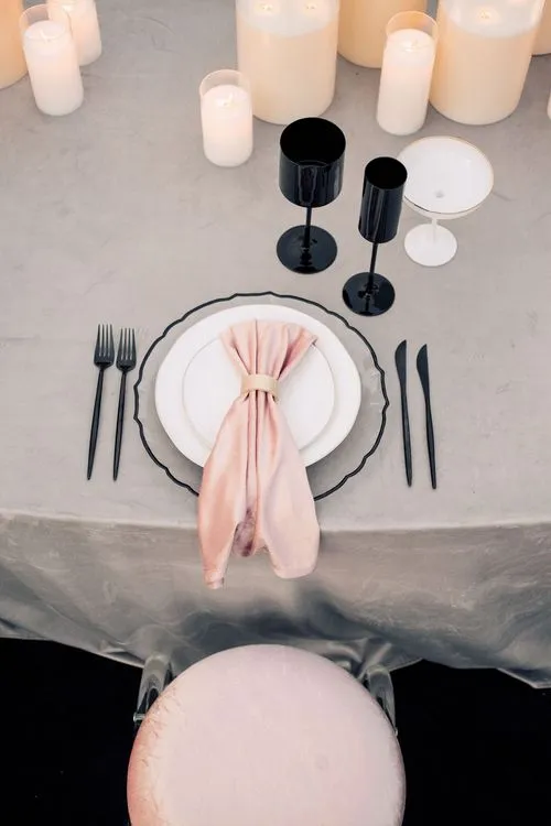 Serpentine with Pink & Black and Candles