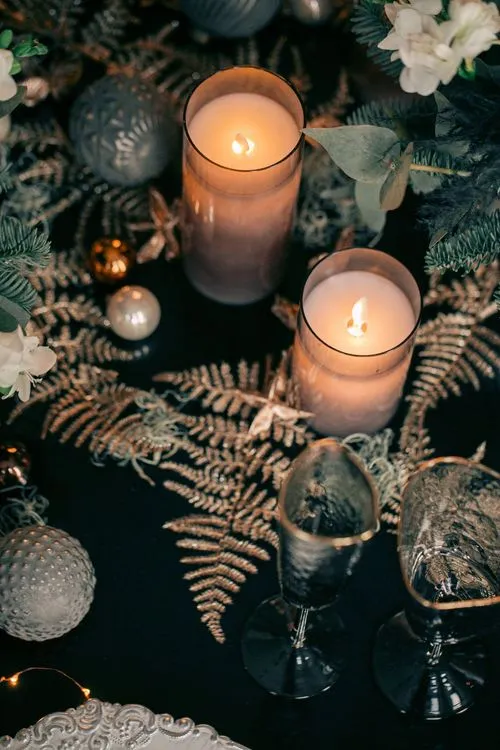 Smoky Goblets — Black Round Table