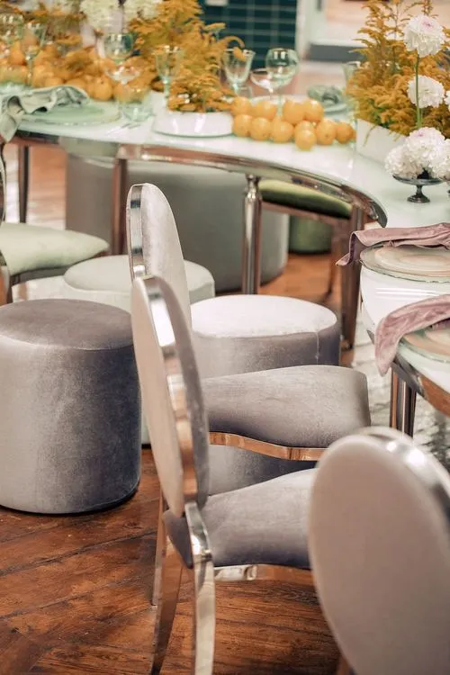 Soft gradient at wave table