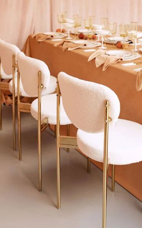 Soft Peach Tablescape