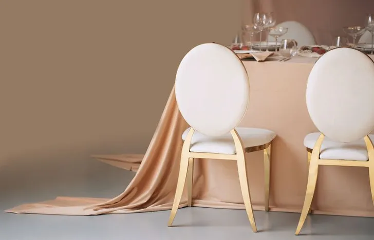 Soft Peach Tablescape