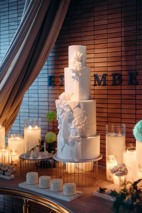 Wave table sweet station