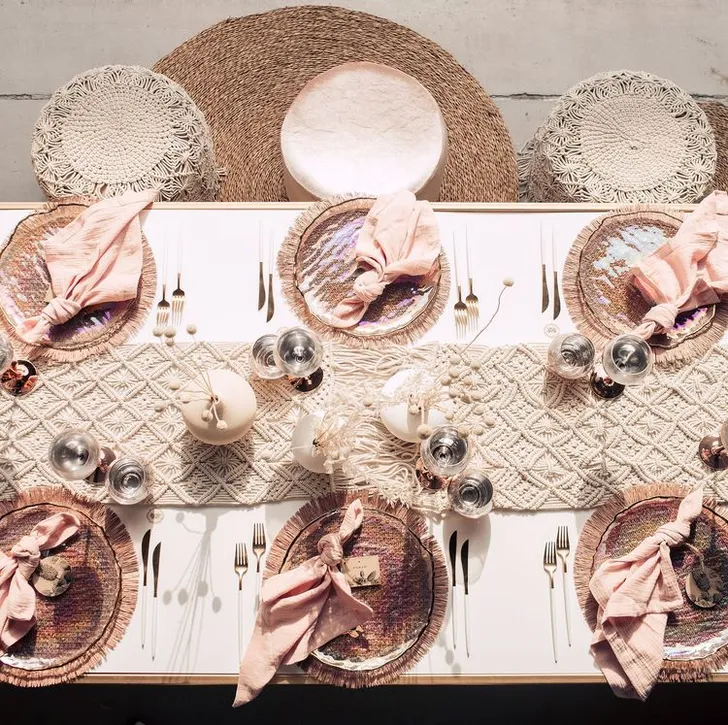White-pink boho table setting with pearl accents